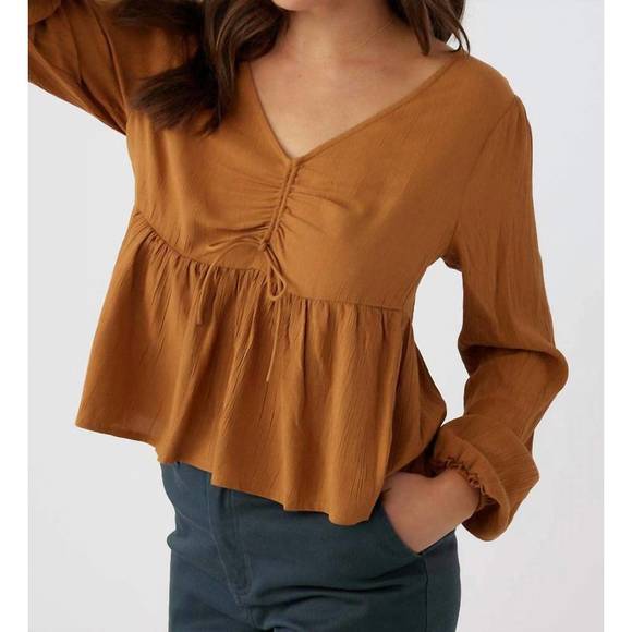 O'NEILL Tops - NEW O'NEILL carlotta top in camel